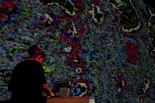 Performance "The Glitch Moment(um)" by Rosa Menkman, transmediale 2012 in/compatible