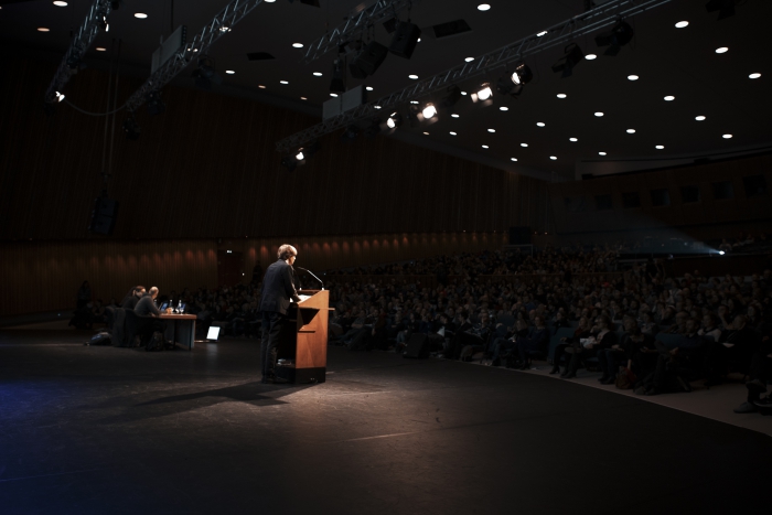 Impression of "Keynote: Art as Evidence"