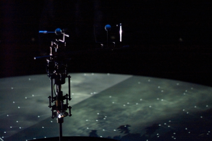 A Plaything for the Great Observer at Rest by Norimichi Hirakawa, transmediale 2008.